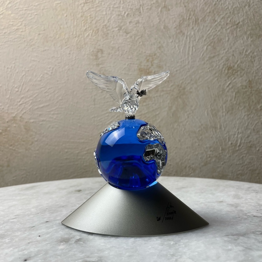 NIB Swarovski Planet 2000 Globe Millennium Signed